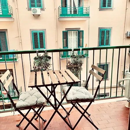Martins Rooms Palermo-3