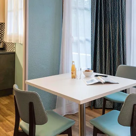 Aparthotel Adagio Paris Montmartre-3