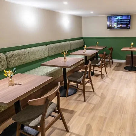 Ibis Styles Paris Crimée La Villette-2