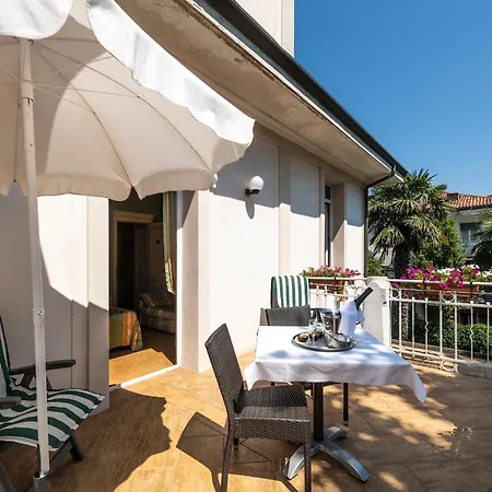 Hotel Villa Delle Palme-3