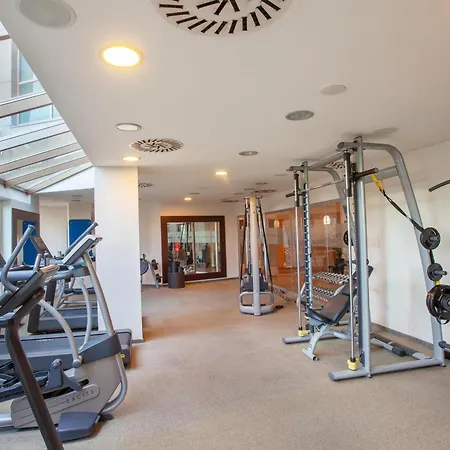 Doubletree By Hilton Bratislava-2