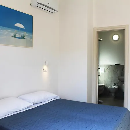 Hotel Pigalle-2