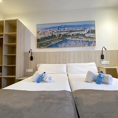 Hostal Bestprice Barcelona Stadium-3