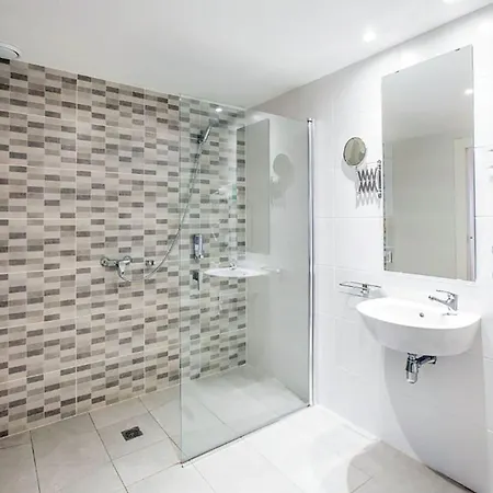 Hotel Bestprice Gracia-3