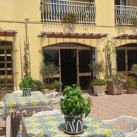 Hotel Eliseo-3