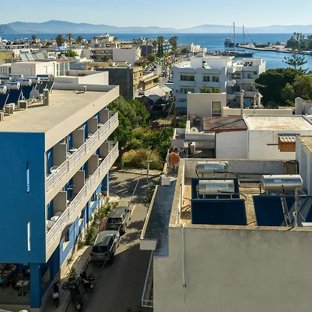 Sonia Hotel & Suites - Adults Only-3