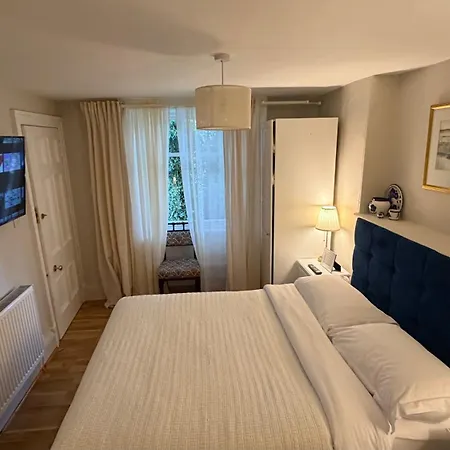 Georgian House Boutique B&B-2