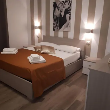B&B Hollywood - Parcheggio Privato-3