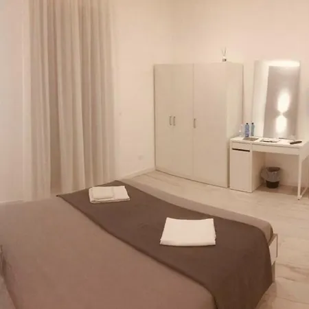 Le dimore Luxury Rooms-2