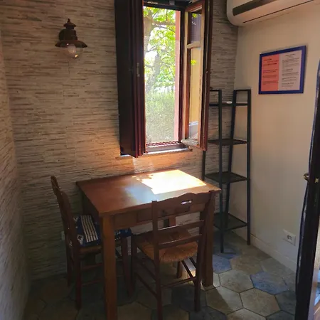 Il Borgo Di Campi-3