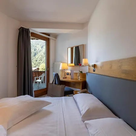 Royal Olympic Hotel-2