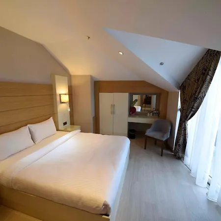Le Mirage Hotel-3