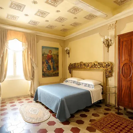 Palazzo Lari Sarzana-2