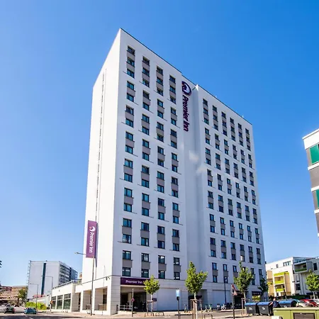 Premier Inn Koeln City Sued-3