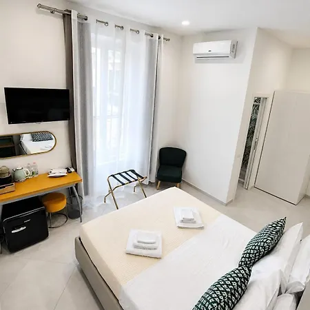Cherry Rooms-2