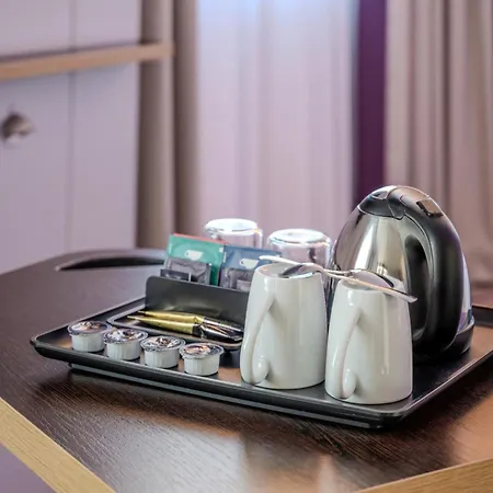 Premier Inn Berlin Kurfuerstendamm-3