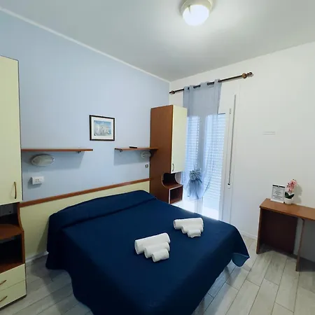 Nuovo hotel ANTHISA-2