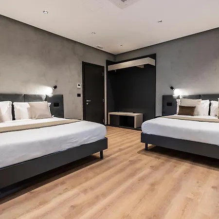 Corso 84 Luxury Suites-2