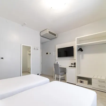 Hotel University-3