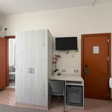Hotel Nuovo Tirreno-2