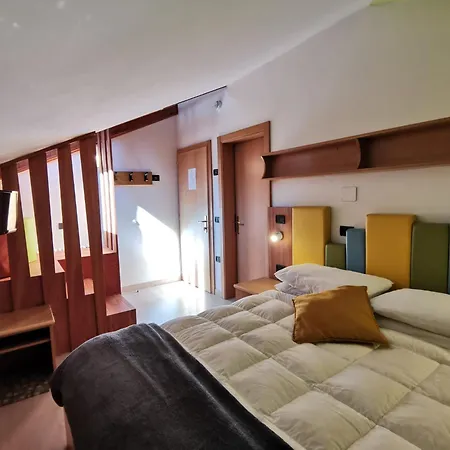 Alpencolor Hotel Tonale-3