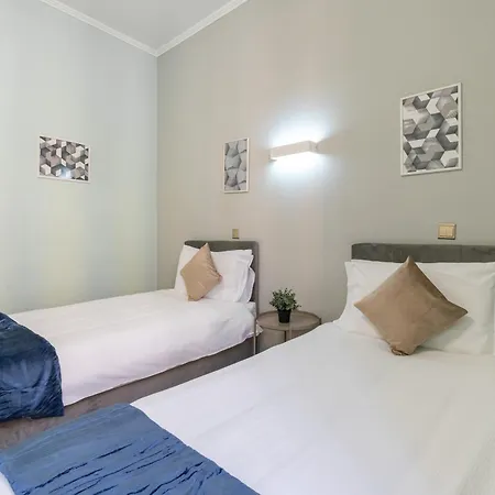 Giusi Rooms - Esquilino Harmony Guesthouse-3