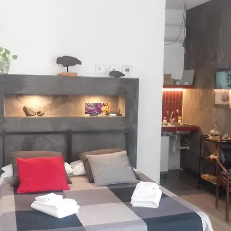 Gea Etna Apartment&Rooms-2