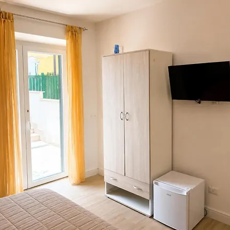 Riviera Albachiara Anzio B&B-3