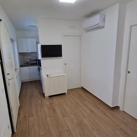 Villa Epi-2
