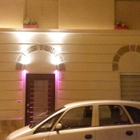 Rosemary Charming Rooms-2