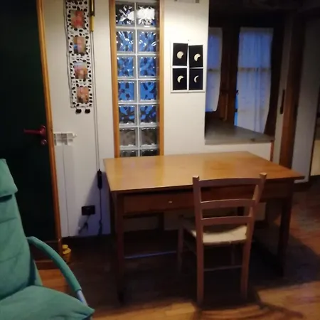 casa NARDIELLO appartamento al secondo piano con 2 camere disponibili-3