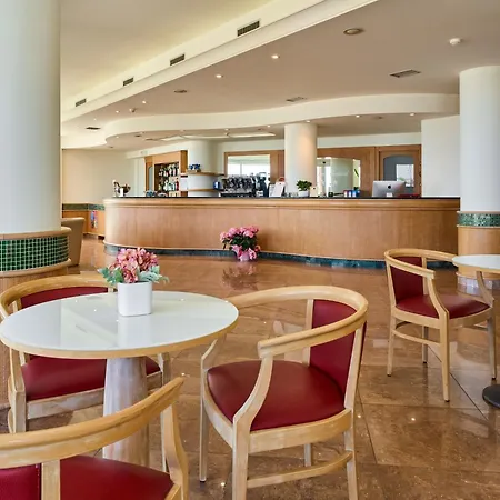Hotel Dei Cesari - Fronte Mare - Breakfast XXL fino alle 12-3