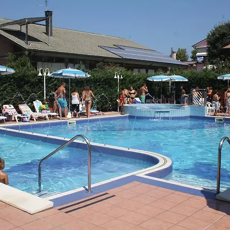 Hotel Fabio-3