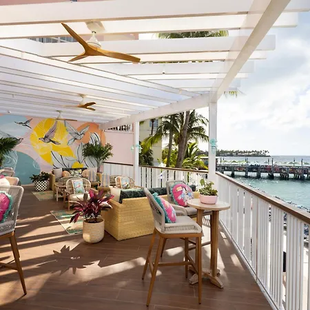 Ocean Key Resort & Spa, A Noble House Resort-3