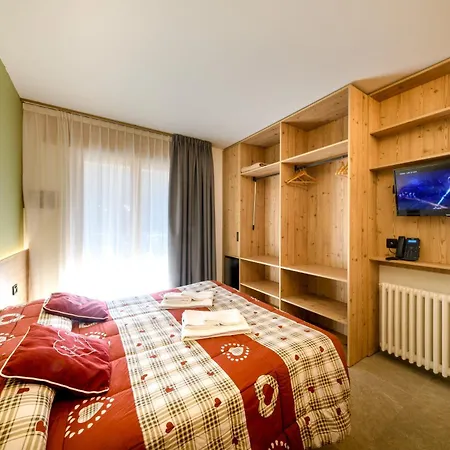 Hotel Club Funivia-3