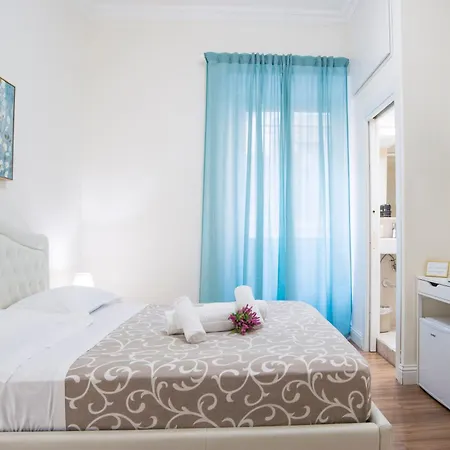 Nationale Boutique Rooms & Suites-2