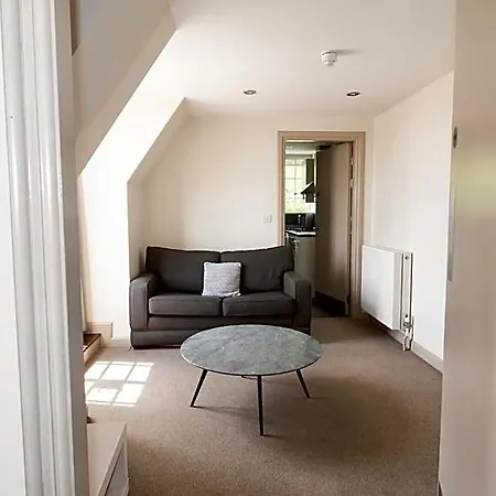Goodenough College - University Residence-3
