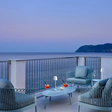 Boutique Hotel Alassio-3