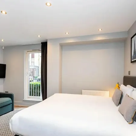 Staycity Aparthotels Edinburgh West End-2