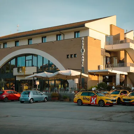 Hotel Ombra-3