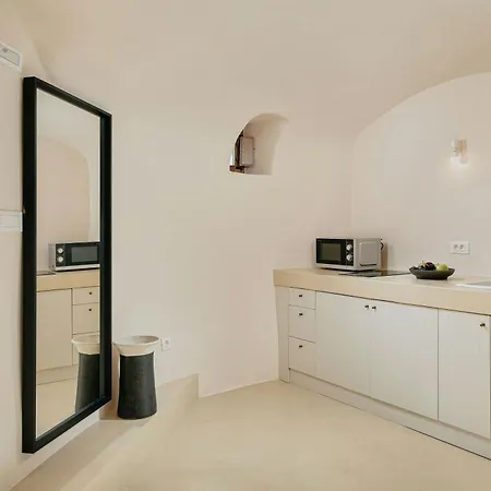 Mystique, A Luxury Collection Hotel, Santorini (Adults Only)-2