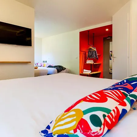 Greet Hotel Beaune-3