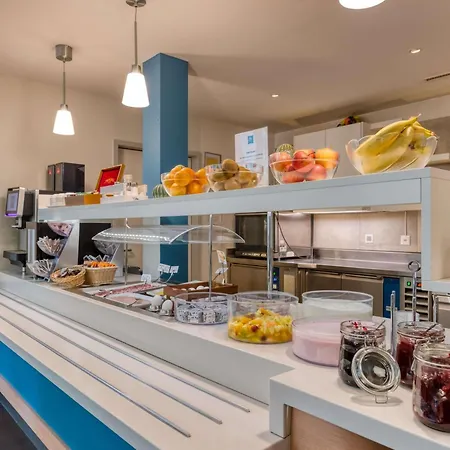 Ibis Budget Hotel Luzern City-3