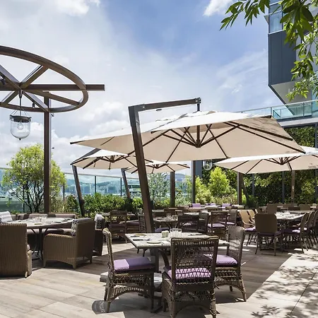 Hyatt Centric Victoria Harbour-3