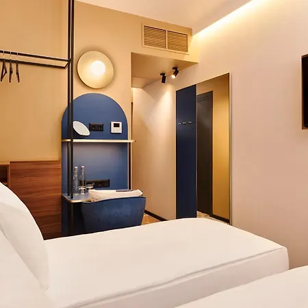 Voco Budapest D8 By Ihg-2