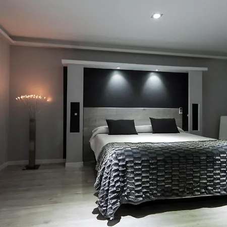 Hostal Overnight Madrid-3