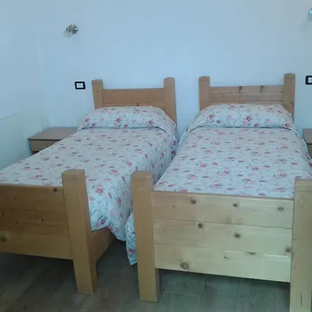 B&B Mary-2