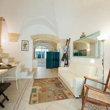 Casa D'Artista Suite & Garden-2