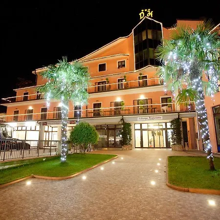 Demy Hotel-2