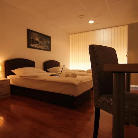 Rooms Xxl-3